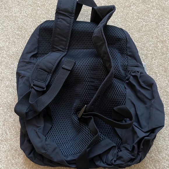 NWT Abercrombie and Fitch packable backpack. - Picture 4 of 4
